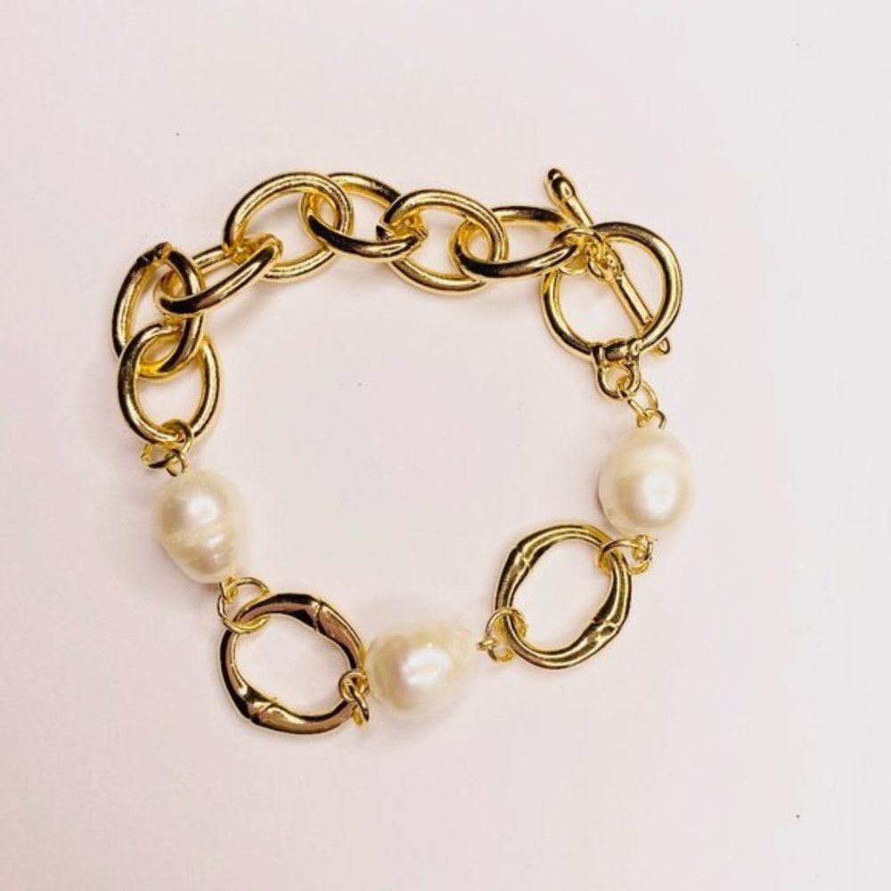 NWT Pearl Chain Bracelet - 33 - Picture 1 of 2